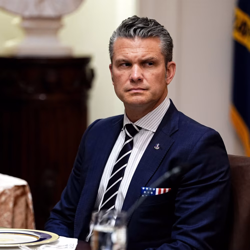 وزير الحرب الأمريكي: إرهابيو داعش الأجانب سيحتجزون بالعراق مؤقتا ونتوقع من بلدانهم استعادتهم ومحاكمتهم