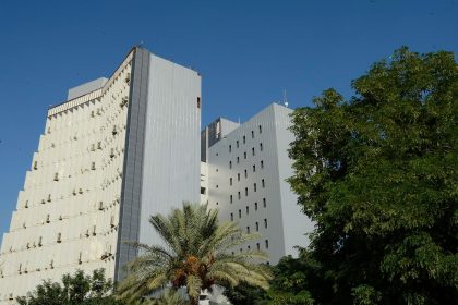 المالية: قرار مجلس الوزراء لا يمس مخصصات الخدمة الجامعية الممنوحة للإداريين والفنيين