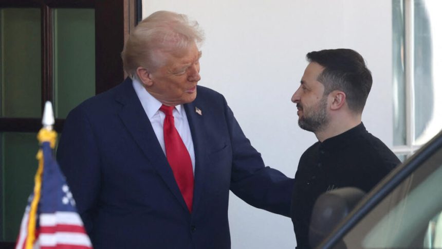 واشنطن تضغط على كييف للقبول بتسوية سلمية وسط محادثات متوترة في أبوظبي