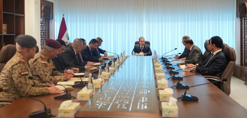 رئيس مجلس القضاء الأعلى يؤكد أهمية التنسيق لإجراء التحقيق ومحاكمة المعتقلين المنقولين من سوريا