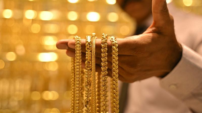 الذهب يتجاوز حاجز 5100 دولار للأونصة للمرة الأولى في تاريخه