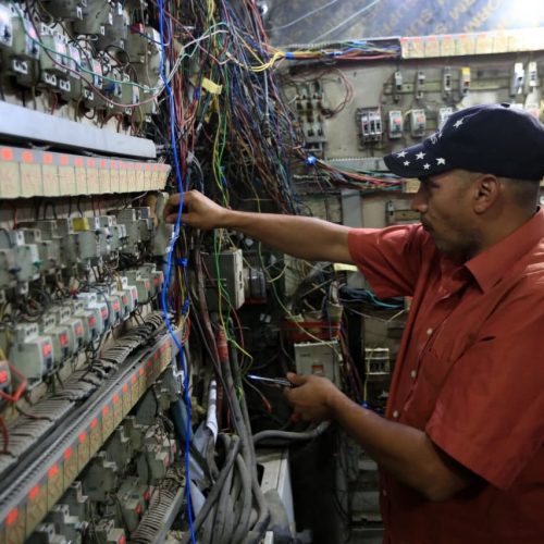 تحول العراق لـ"بؤر مسرطنة".. مرصد حقوقي: العراقيون ينفقون نحو 10 مليارات دولار على المولدات سنوياً