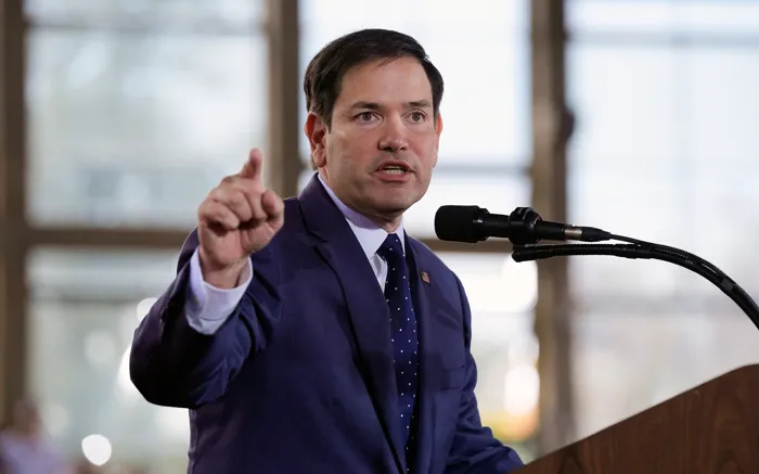 وزير الخارجية الامريكي: أتمنى ألا نصل إلى مرحلة الخيار العسكري مع إيران