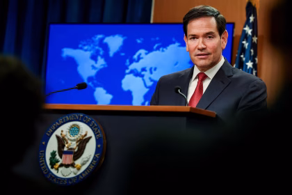 وزير الخارجية الامريكي: جميع قواتنا بالشرق الأوسط في مرمى الصواريخ والمسيرات الإيرانية