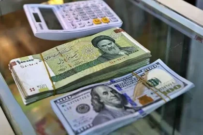 الريال الإيراني يهبط لأدنى مستوى له أمام الدولار لليوم الثاني على التوالي