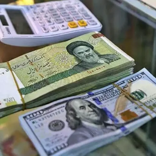 الريال الإيراني يهبط لأدنى مستوى له أمام الدولار لليوم الثاني على التوالي