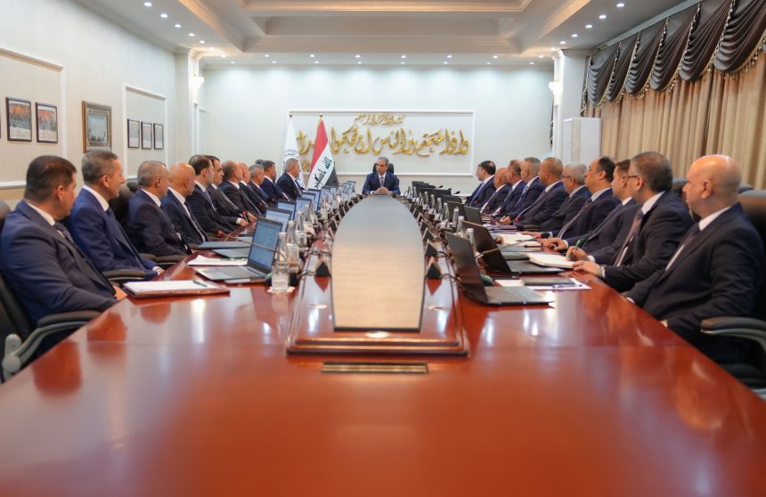 القضاء يدعو الى منع أي تدخل خارجي بشأن تعيين رئيسي الجمهورية والوزراء