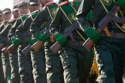 الاتحاد الأوروبي يصنف الحرس الثوري الإيراني منظمة إرهابية