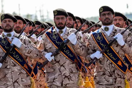 وسط تعثر الجهود الدبلوماسية.. إيران تعلن تدريبات بالذخيرة الحية في مضيق هرمز الأسبوع المقبل