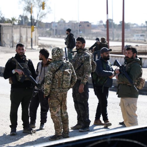 قسد: تم الاتفاق على إيقاف إطلاق النار بين الحكومة السورية وقواتنا بموجب اتفاق شامل