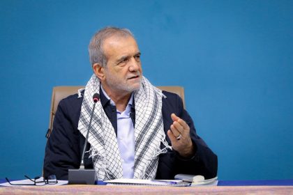 الرئيس الإيراني لنظيره الإماراتي: لا نرحب بالحرب لكن أي عدوان سيُقابل برد فوري وحاسم