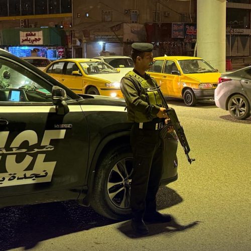 شرطة بابل: إحالة منتسب إلى المحكمة بعد قيامه ببث مباشر وتجاوزه على هيبة المؤسسة الأمنية