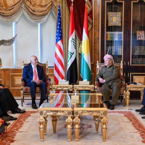 بارزاني للمبعوث الأمريكي: الاستقرار الحقيقي ومعالجة الأزمات بالعراق مرهونان بتنفيذ الدستور وحماية سيادته