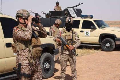 الاستخبارات العسكرية تلقي القبض على 13 تاجراً ومروجاً للمخدرات في بغداد