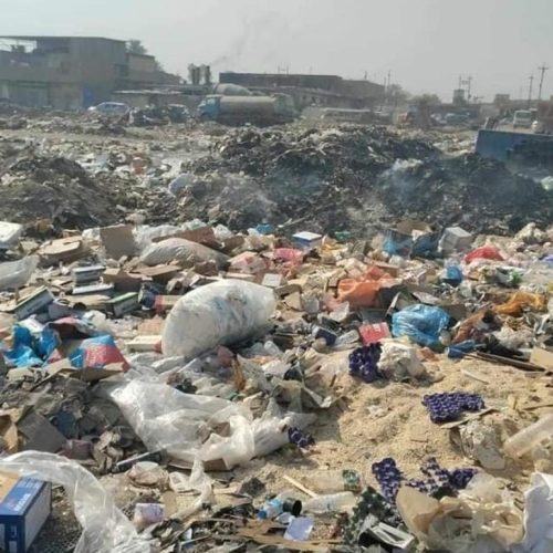 بسبب أضرار بيئية وصحية… إغلاق معامل تدوير بلاستيك غير مجازة شمالي بغداد