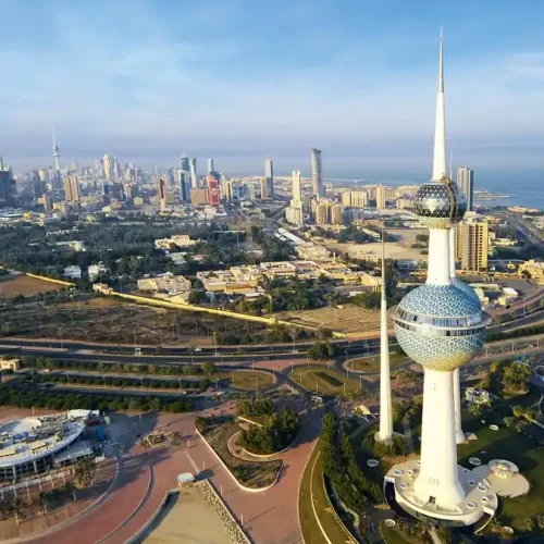 الكويت.. مرسوم أميري بتعديل وزاري يشمل الخارجية والمالية