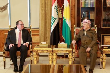 السفارة الأمريكية في بغداد: هاريس أكد لبارزاني التزام واشنطن بدعم عراق قوي ذي سيادة ومستقر