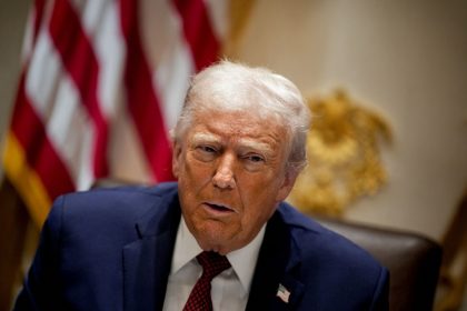 البيت الأبيض: ترامب لا يزال منفتحًا على حل دبلوماسي مع إيران وتصريحاته الاخيرة ليست مناورة