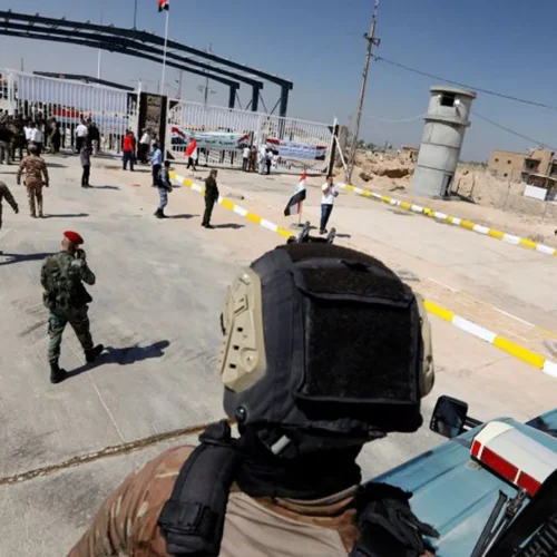 الداخلية تنفي فتح الحدود العراقية لاستقبال 350 ألف لاجئ سوري