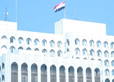 العراق يرحب باتفاق وقف إطلاق النار الشامل بين الحكومة السورية وقسد