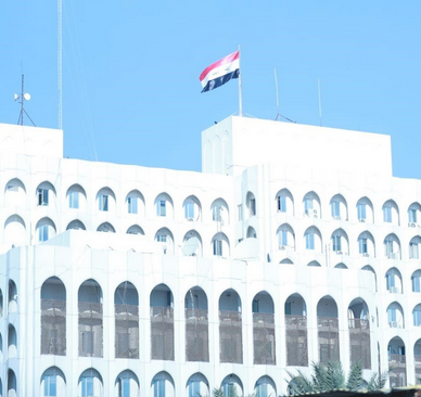 العراق يرحب باتفاق وقف إطلاق النار الشامل بين الحكومة السورية وقسد