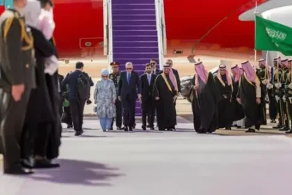 الرئيس التركي يصل إلى الرياض لإجراء مباحثات مع ولي العهد السعودي