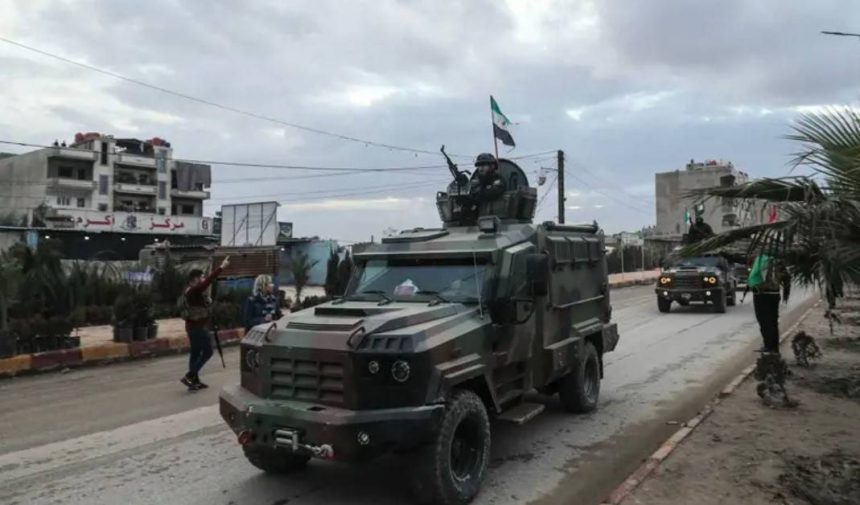 الأمن السوري ينتشر في القامشلي.. ويستلم المباني من قسد