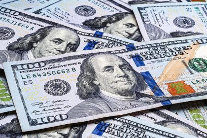 انخفاض اسعار صرف الدولار مع الاغلاق