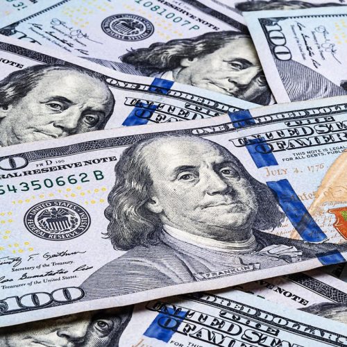 انخفاض اسعار صرف الدولار مع الاغلاق