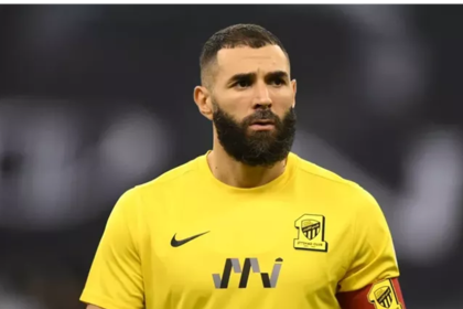 بنزيما يشبه الهلال بريال مدريد بعد أول مران له مع الفريق السعودي