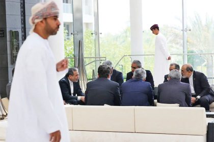 إعلام إيراني: المفاوضات مع أمريكا ستعقد الجمعة في مسقط بشأن البرنامج النووي ورفع العقوبات فقط