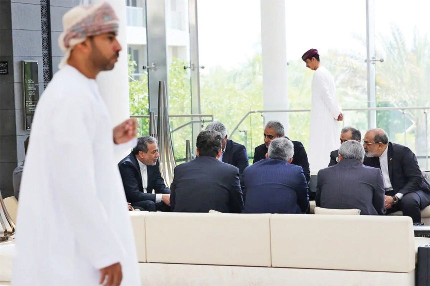 إعلام إيراني: المفاوضات مع أمريكا ستعقد الجمعة في مسقط بشأن البرنامج النووي ورفع العقوبات فقط