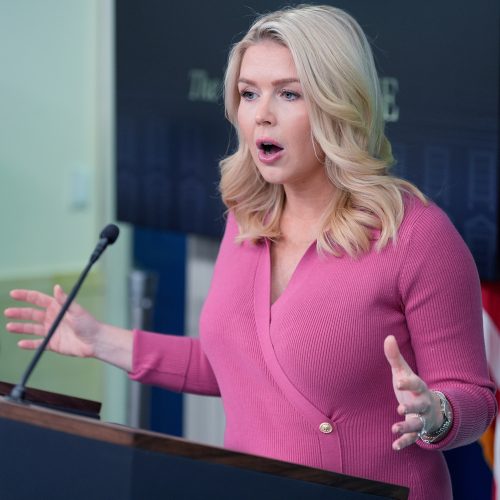 البيت الأبيض: الرئيس ترامب يرغب في التوصل إلى اتفاق بشأن إيران