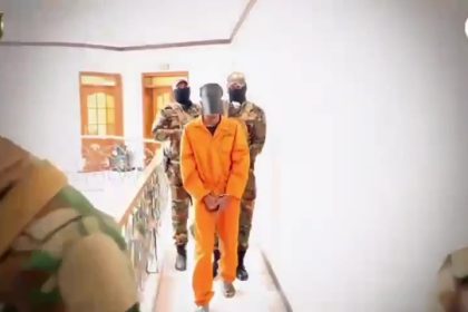 شرطة الكرخ تطيح بمتهم سرق 45 مليون دينار من منفذ تجاري بطريقة احترافية في بغداد