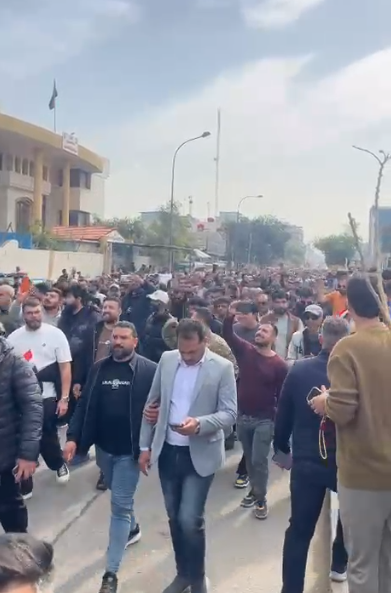 بالفيديو.. مسيرة للتجار باتجاه ساحة التحرير وسط بغداد رفضاً لزيادة الضرائب والتعرفة الكمركية