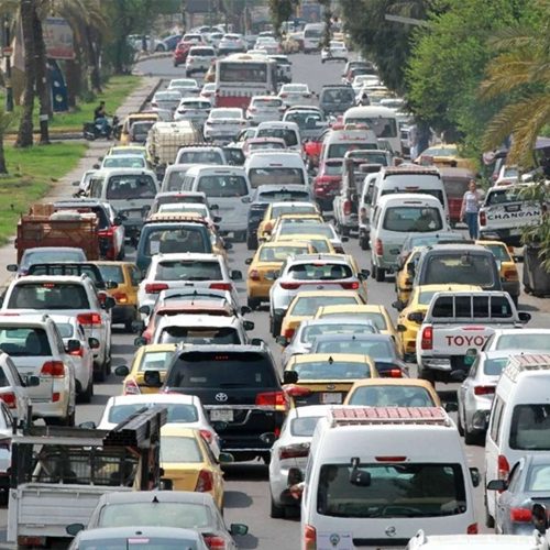 حركة العجلات شبه متوقفة.. اختناقات مرورية تضرب أغلب مناطق بغداد