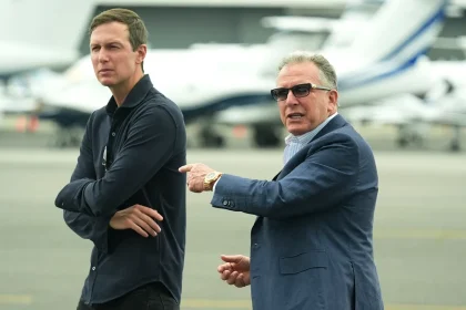 الإعلام الإسرائيلي يصف الأمريكيين بساذجين ويؤكد: كوشنر وويتكوف يضللان ترامب