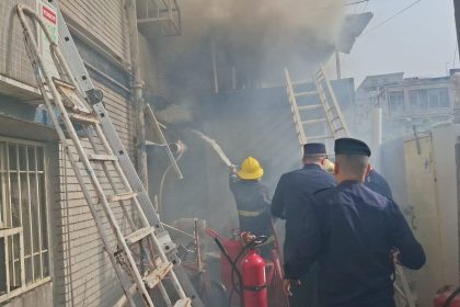الدفاع المدني تعلن إخماد حريق مستشفى ابن رشد ببغداد دون تسجيل أي إصابات بشرية