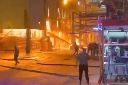 الاعلام الامني: 6 مصابين بحريق في وحدة تحسين البنزين داخل مصفى بيجي