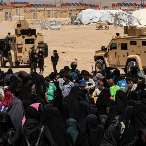 الأردن يؤكد استعداده للتعاون بملف نقل سجناء داعش من سوريا إلى العراق