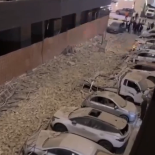 انهيار واجهة مول تجاري قيد الانشاء في الزعفرانية جنوب شرقي بغداد