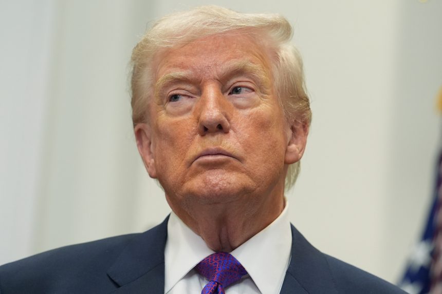 ترامب: أعتقد أنه يمكن التوصل إلى اتفاق مع إيران الشهر المقبل