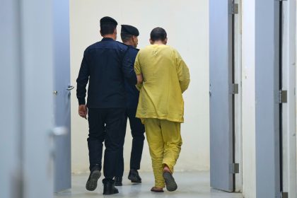 الجيش الأمريكي يعلن نقل أكثر من 5700 داعشي من سوريا إلى عهدة السلطات العراقية