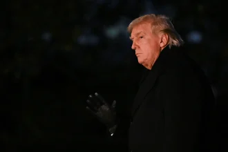 ترامب يشدد الخناق.. الحصار النفطي يفاقم الأزمة الاقتصادية في كوبا