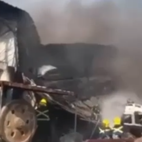 بالفيديو.. اندلاع حريق كبير في الحي الصناعي بالنجف