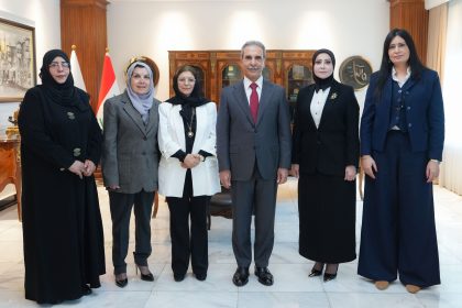 رئيس مجلس القضاء الأعلى يؤكد أهمية تعزيز التعاون المهني بين القاضيات في الدول العربية