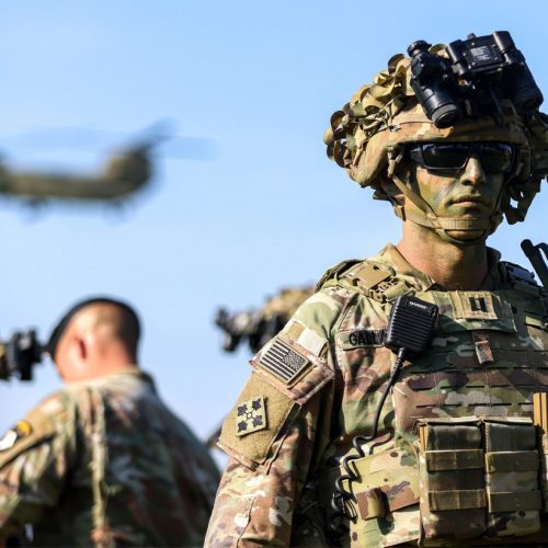 رويترز: الجيش الأمريكي يستعد لاحتمال تنفيذ عمليات تستمر أسابيع ضد إيران