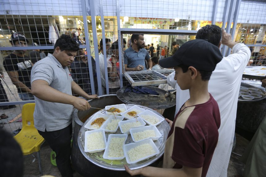 الداخلية: يمنع الإجهار بالإفطار أو تداول المشروبات الكحولية بأنواعها كافة خلال شهر رمضان