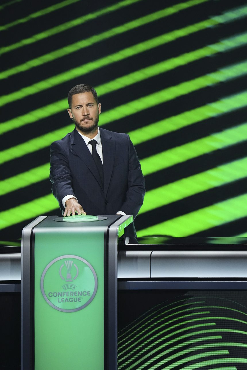 هازارد: أصبحت أقرب إلى سائق تاكسي بعد الاعتزال واشعر بارتياح كبير في حياتي الجديدة