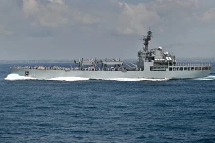 وكالة فارس: شركة النفط الوطنية تنفي ارتباط ناقلات نفط بإيران احتجزتها الهند